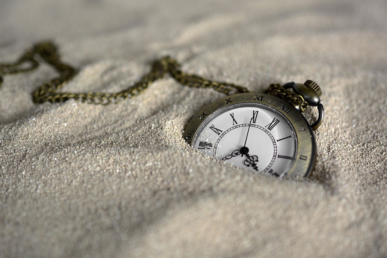 pocket-watch-3156771.jpg